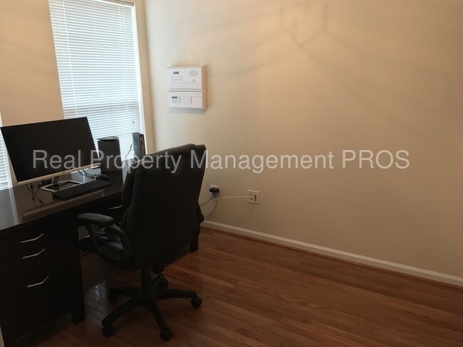 Foto del edificio - 11634B Cavalier Landing Ct