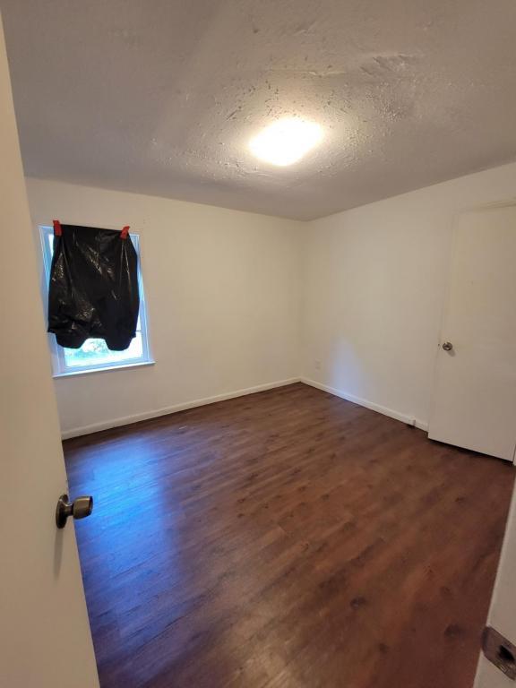 Building Photo - 202 Wendan Way