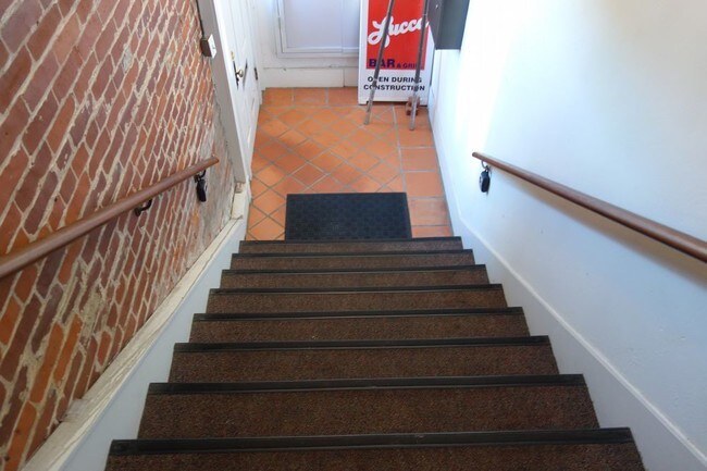 Foto del edificio - 2690 Rockbrook Dr