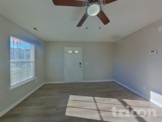 Foto del edificio - 457 Cape Jasmine Way