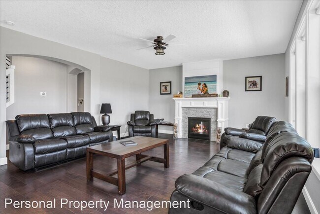Building Photo - 5 br, 3.5 bath House - 20002 NE 83rd Street