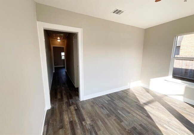 Foto del edificio - 4205 Clay St