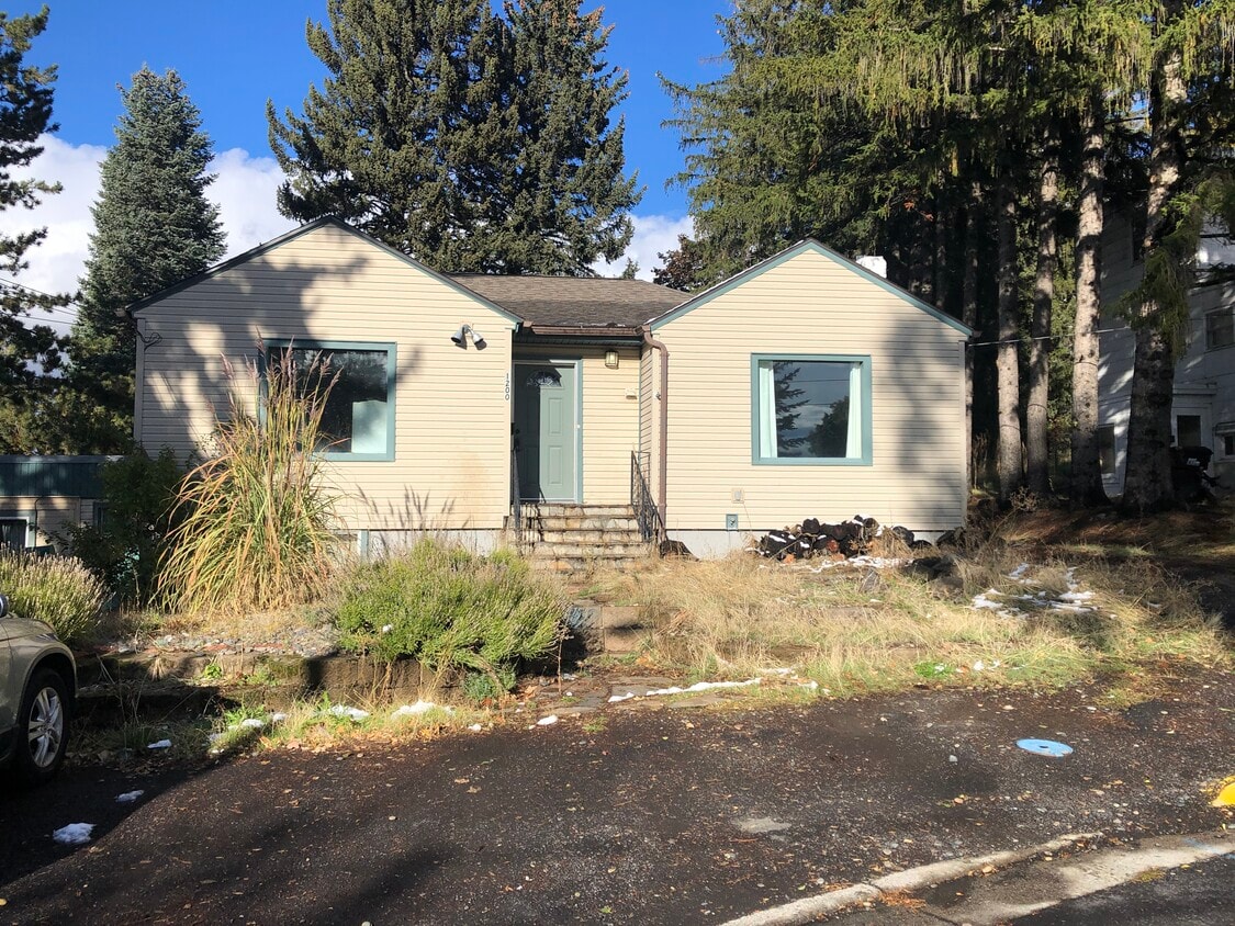 1200 NE McGee St Unit B, Pullman, WA 99163 Apartments 1200 NE McGee
