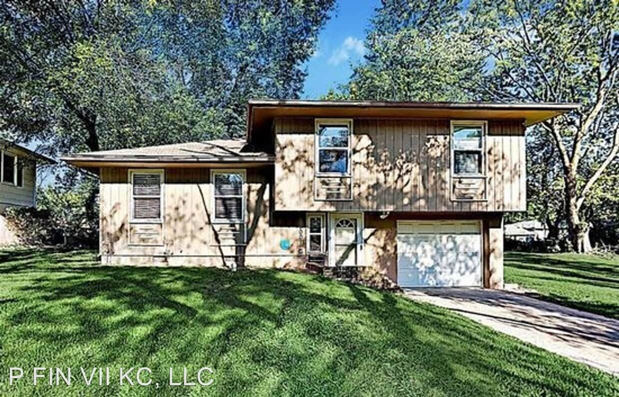 3 br, 2 bath House - 12001 Belmont Ave - 3 br, 2 bath House - 12001  Belmont Ave
