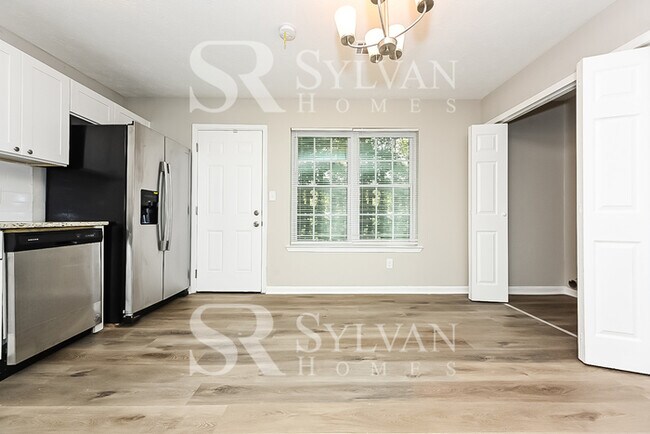 Foto del edificio - 10072 Brass Ring Rd