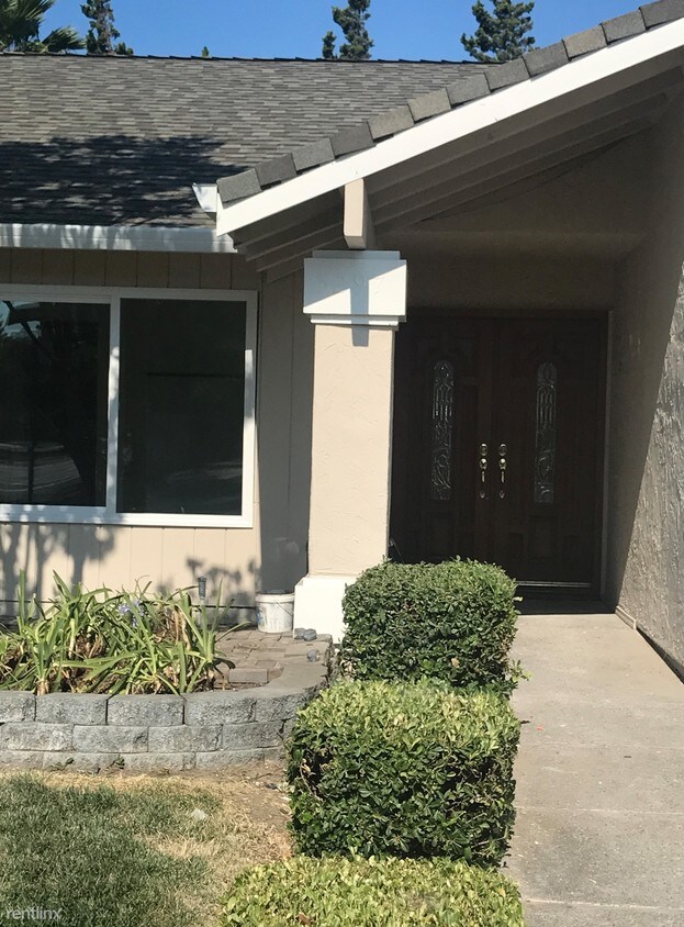 Building Photo - 5297 Rio Grande Dr