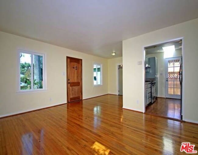 Foto del edificio - 3542 Greenwood Ave