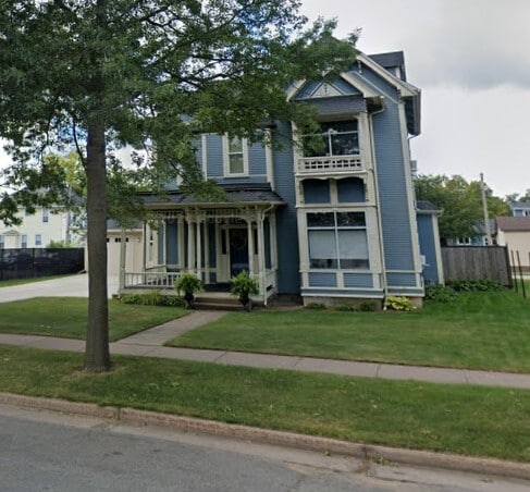 Building Photo - 314 5th Ave