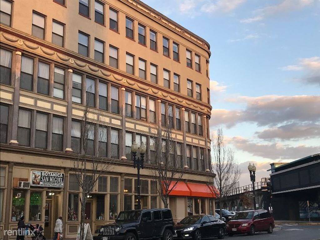 7 Central Square, Lynn, MA 01901 Apartments at 7 Central Square Lynn