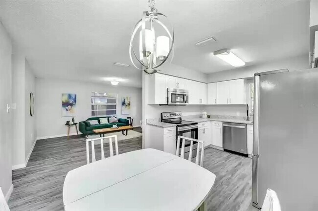 Foto del edificio - 3204 E Lambright St