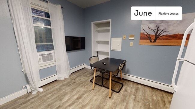 Building Photo - 101.5 Calumet Street