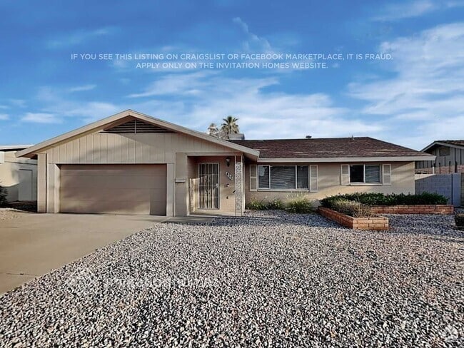 Building Photo - 413 E Fremont Dr