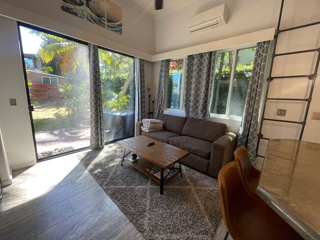 Building Photo - Furnished Napili One Bedroom + Loft