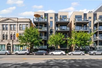 Building Photo - 2814 W North Ave