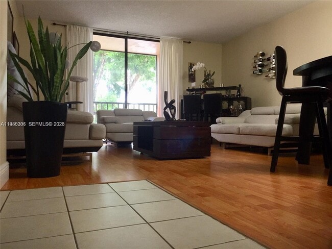 Foto del edificio - 8500 SW 133rd Avenue Rd