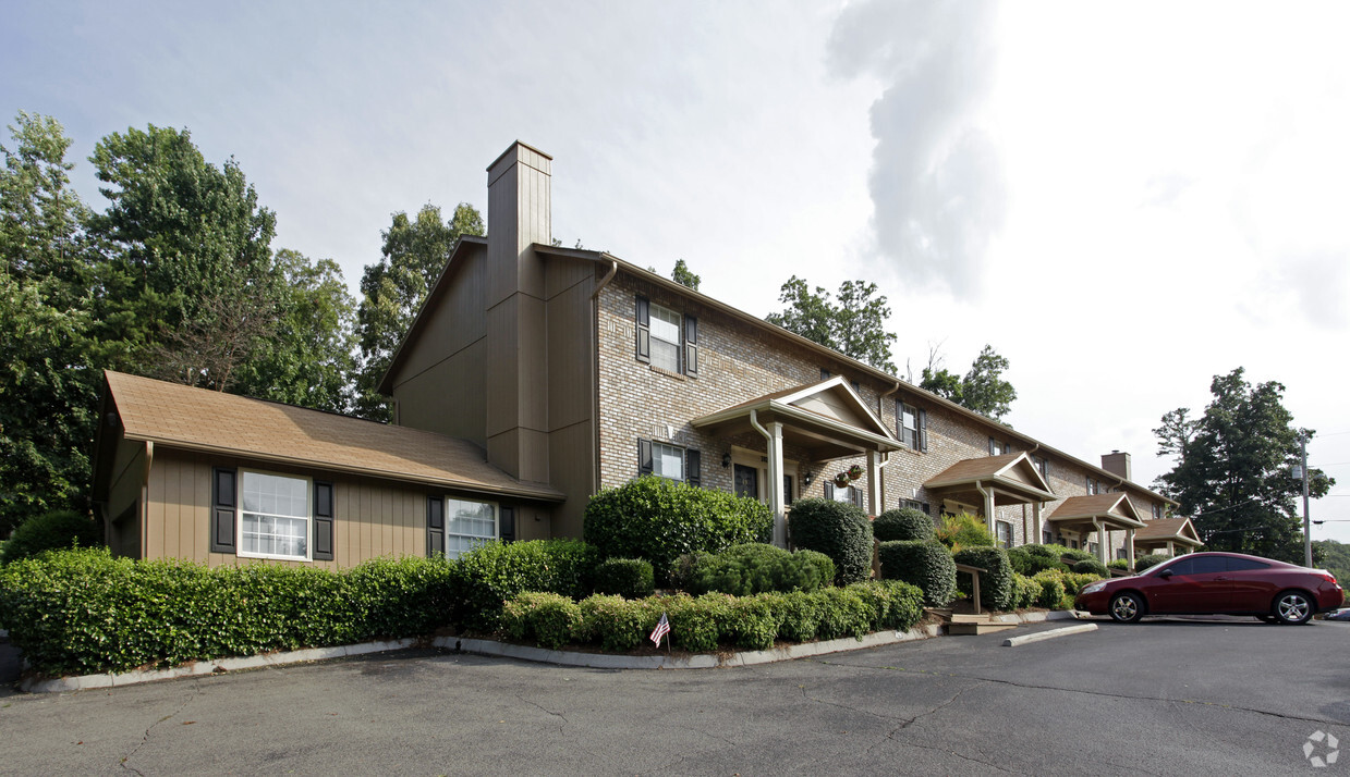 Building Photo - Hinton Hollow Apartments