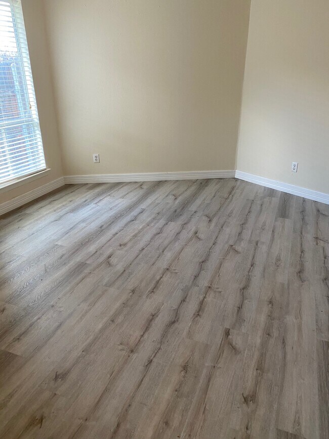 Foto del edificio - 2812 Cantrell St