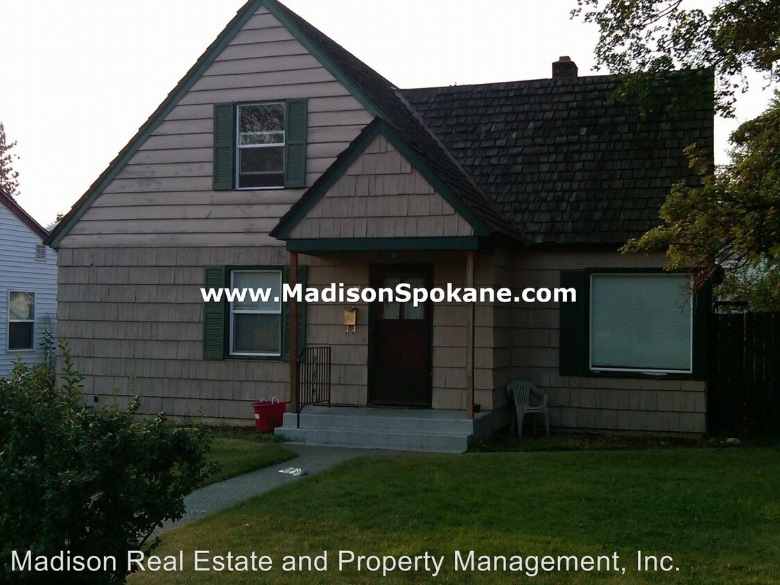 Primary Photo - 2828 W Everett Ave