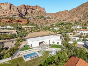 Building Photo - 4905 E White Gates Dr