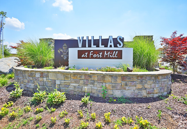 Regent Parkway - Villas at Fort Mill