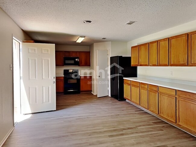 Foto del edificio - 5500 Costa Mesa Dr