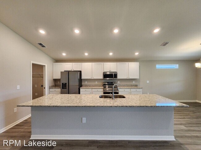 Building Photo - 4 br, 2 bath House - 2634 San Marco Way