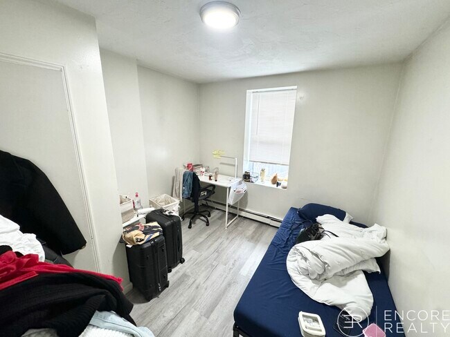 Foto del edificio - 90 Hammond St