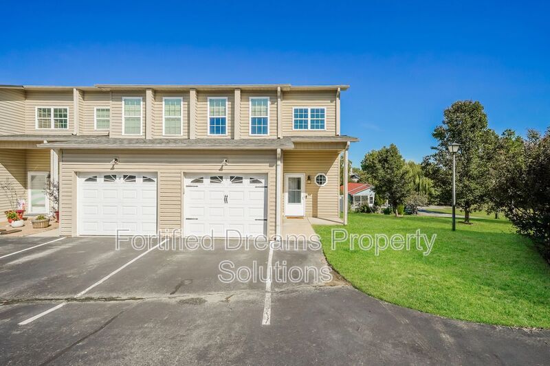 Photo - 307 Skiles Heights