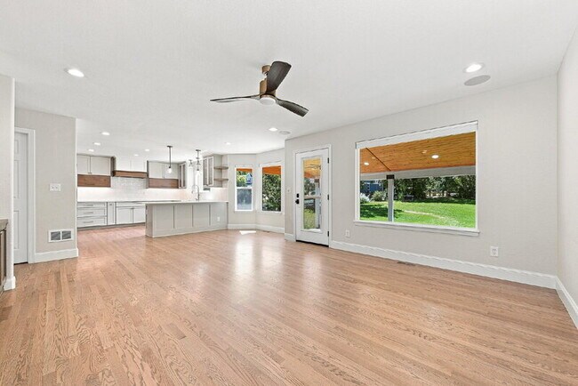 Foto del edificio - 6275 S Walden Way
