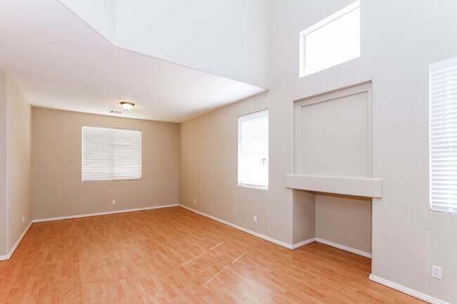 Building Photo - 9564 Flying Eagle Ln
