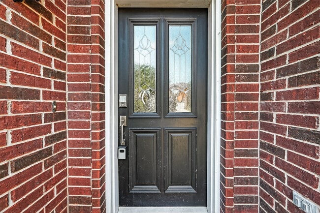 Foto del edificio - 18519 Bare Meadow Ln