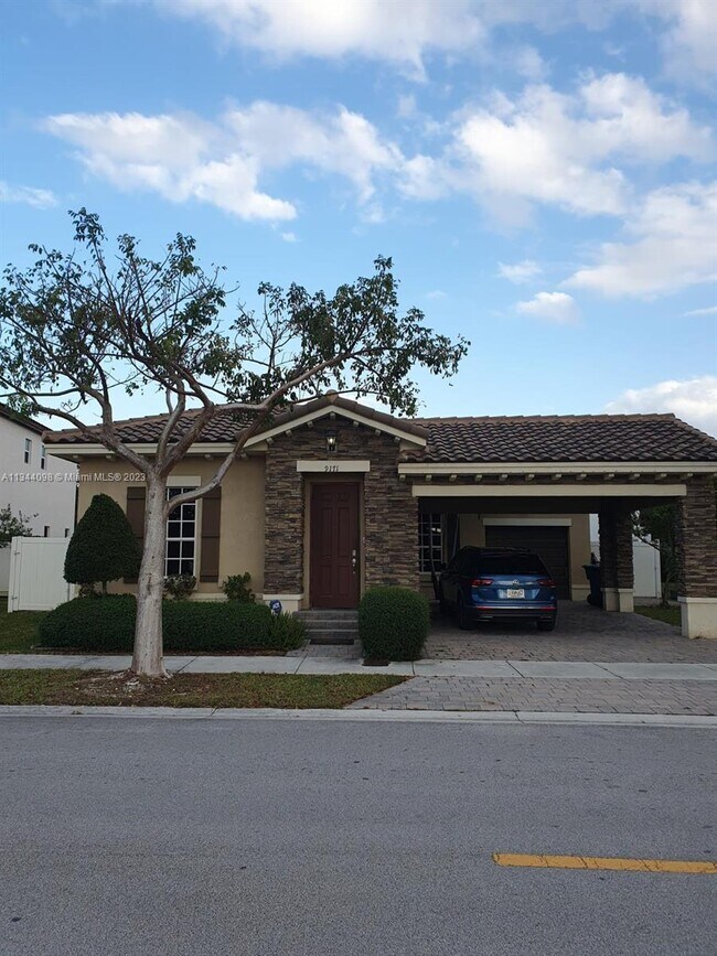 Building Photo - 9171 SW 169th Pl