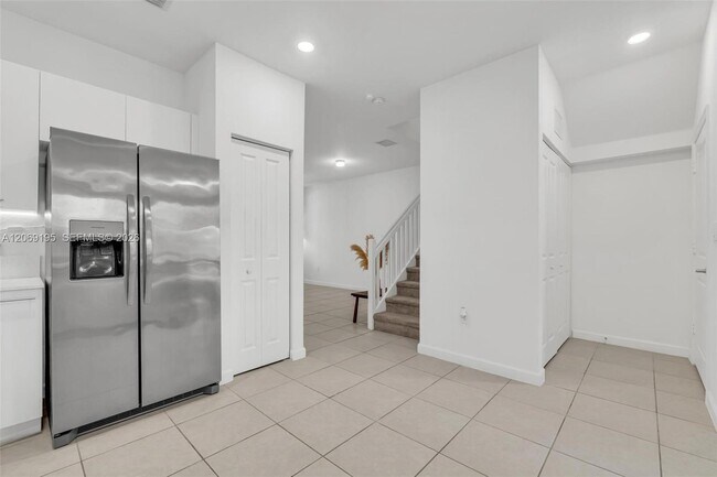 Foto del edificio - 12613 NW 23rd Pl