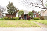 Foto principal - 1040 Monarch Dr