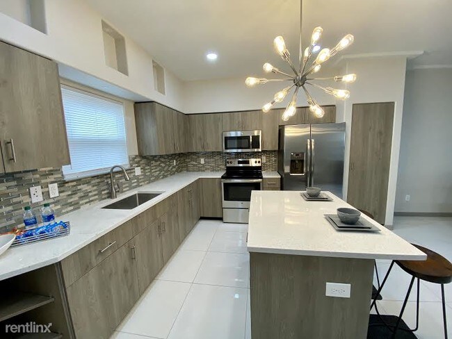 Foto del edificio - 3 br, 2.5 bath  - The Regency at Nora