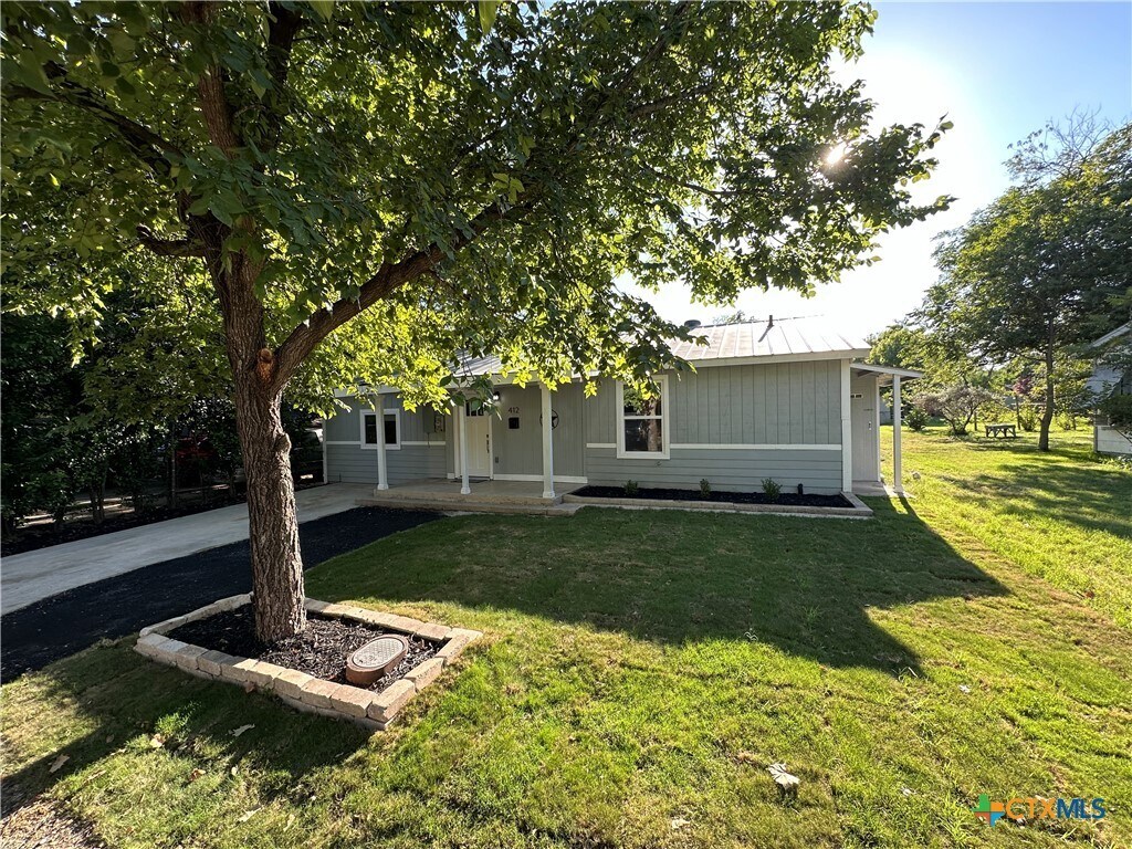 Primary Photo - 412 Short Ave