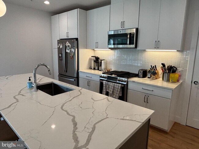 Foto del edificio - 2234 11th St NW