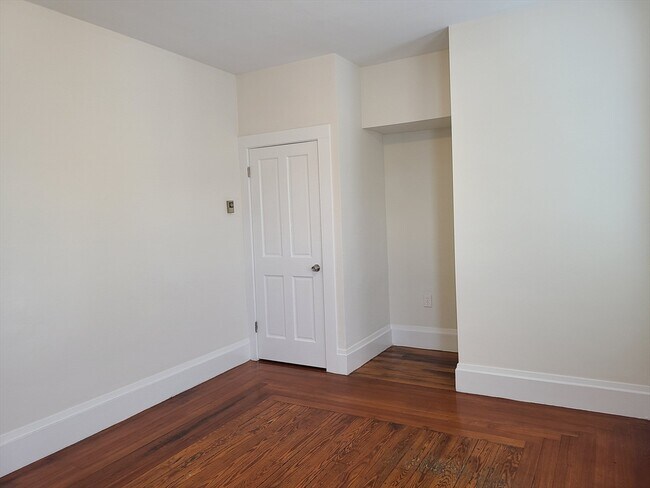 Foto del edificio - 27 Buttonwood St
