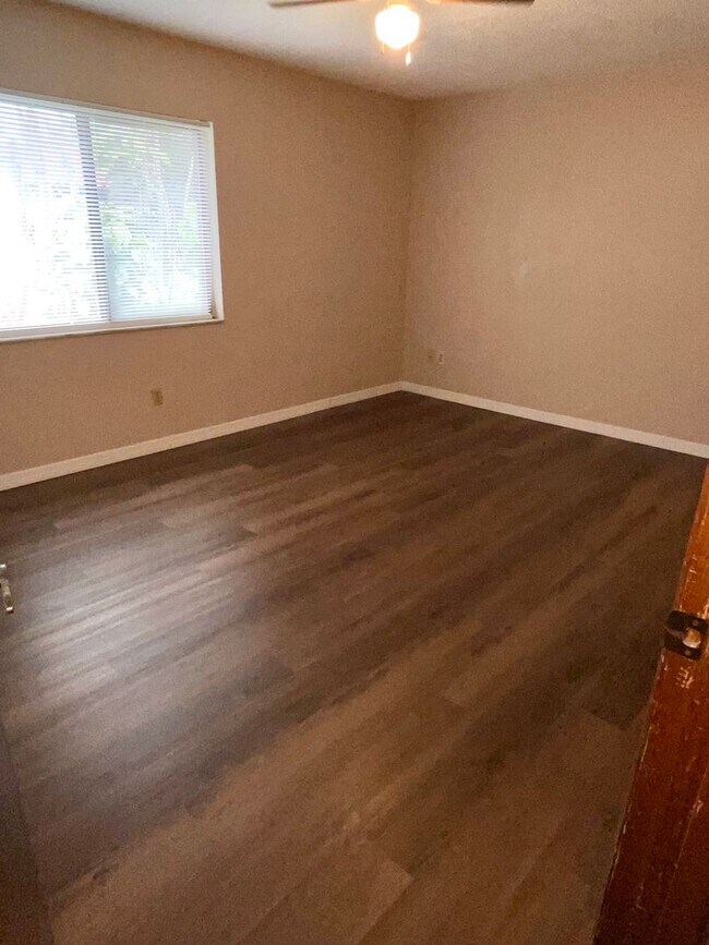 Foto del edificio - Spacious 3-Bedroom Condo in Quiet South Daytona Community