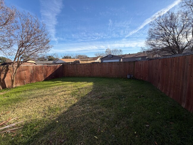 Building Photo - 1818 Warwick St