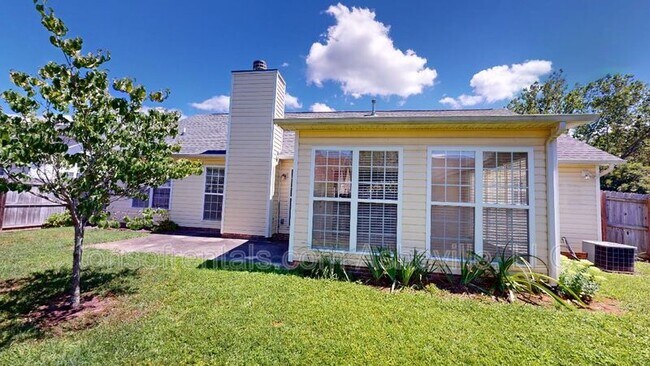 Foto del edificio - 342 Meadow Pathway Dr