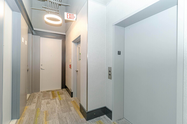 Building Photo - 135 Dalhousie St
