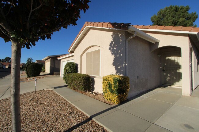 Building Photo - Single Story 3-Bedroom Home in 55+ Highlan...