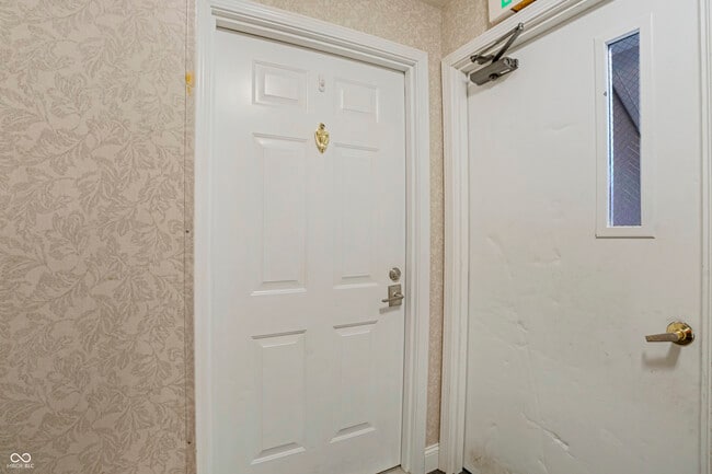 Building Photo - 6525 Emerald Hill Ct