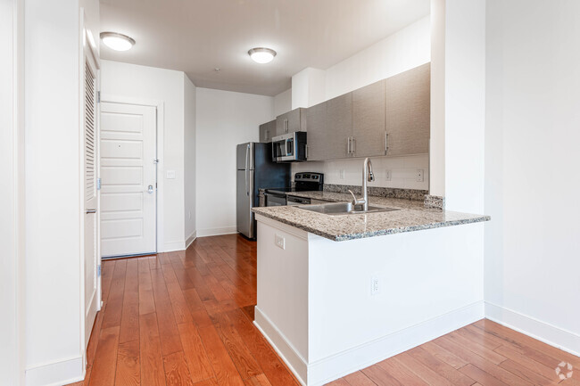 2BR, 1BA - 724SF - Kitchen - Meridia Lafayette Village