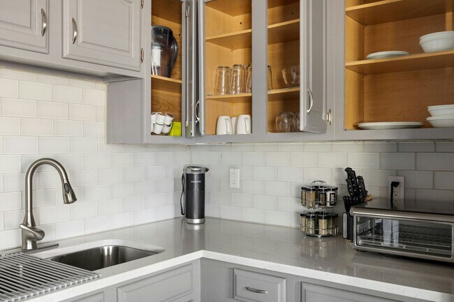 Photo - 1115 Mary Ann St Apartment