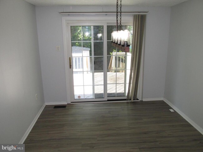 Building Photo - 4906 Berryhill Cir