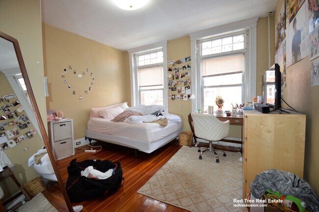 Foto del edificio - 10 Strathmore Rd