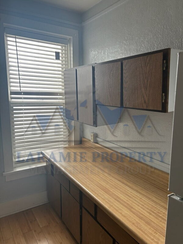 Foto del edificio - 501 E Sheridan St