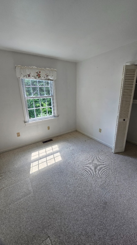 Building Photo - 118 Camelot Ct